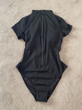 TA3 Short Sleeve Surfy One Piece Swimsuit Black 3X Regular/Long NWOT Zip Front